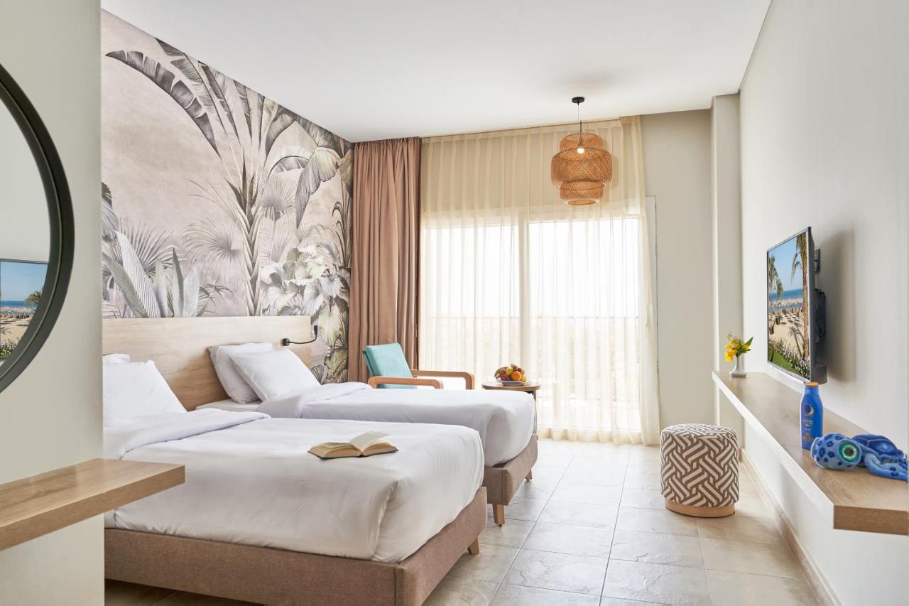 Three Corner Sunny Beach